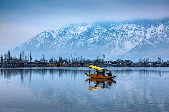 Private Sedan Cab to and from Srinagar Airport and Dal Lake - Key Points