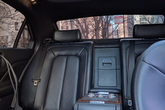 Private Sedan Transfer from Chicago Downtown to O`Hare airport - An In-Depth Look at the Chicago to O’Hare Private Sedan Transfer