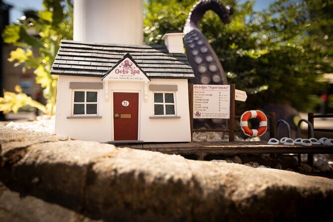 Private Self-Guided Dinky Door Hunt in Cambridge - Who Should Consider This Tour?