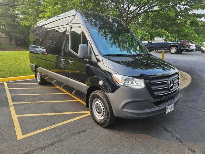 Private Self-Guided Tour of Northern Virginia - Exploring Arlington and Washington D.C. in Style and Comfort