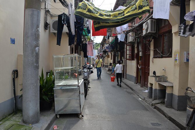 Private Shanghai City Highlight and Hidden Gems with Culinary Experience - Culinary Delights & Food Stops