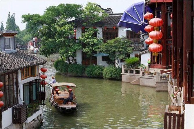 Private Shanghai Day Tour of Zhujiajiao Water Town,Yu Garden and Bund - The Itinerary in Detail