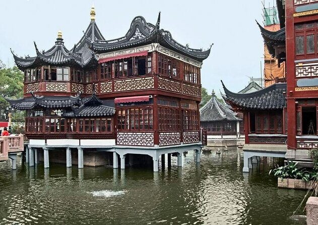 Private Shanghai Foodie Adventures with Rooftop Bar Hopping - Why This Tour Could Be Perfect for You