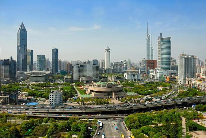 Private Shanghai In-depth Tour with Chinese Lunch - Key Points