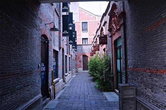 Private Shanghai In-depth Tour with Chinese Lunch - An In-Depth Look at the Tour Experience