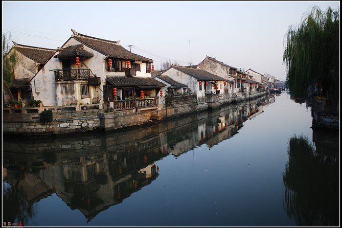 Private Shanghai Layover Tour to Fengjing Water Town with Lunch Option - Key Points