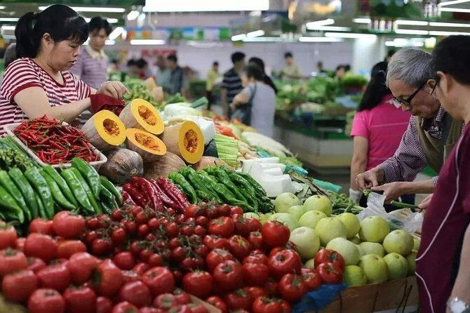 Private Shanghai Tour with Shanghai Home Visiting And Cooking Class - Key Points
