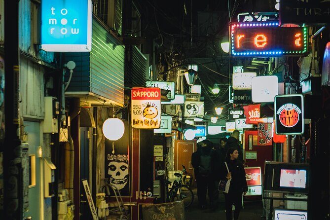 Private Shinjuku Nightlife Walking Tour & Golden-Gai Bar Crawl - Price & Value
