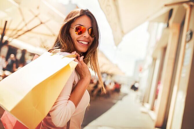 Private Shopping Tour from Cleveland to Ohio Station Outlets - The Experience: What You Can Expect