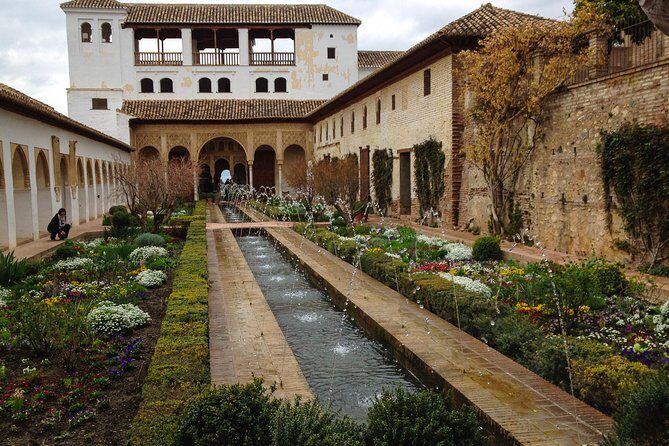 Private Shore Excursion to The Alhambra and Granada from Motril Cruise Port - FAQ