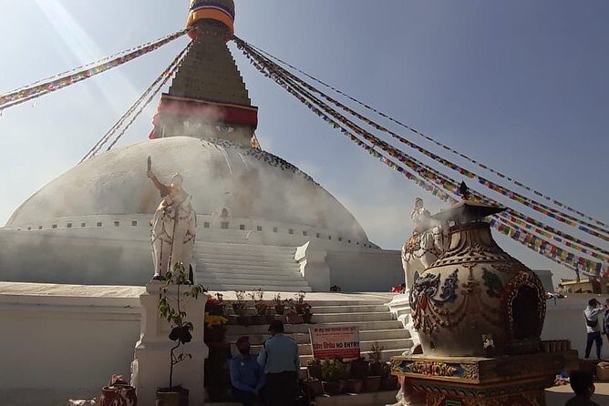 Private Short Hiking Trip to Syambhunath Stupa from Thamel - An In-Depth Look at the Experience
