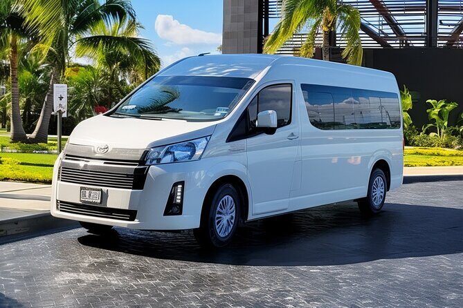 Private Shuttle from Riviera Maya to Cancun Airport - An In-Depth Look at the Service
