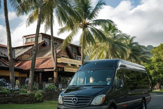 Private Shuttle Transfer Waikiki and Ko olina Paradise cove luau - The Itinerary: Simple but Focused