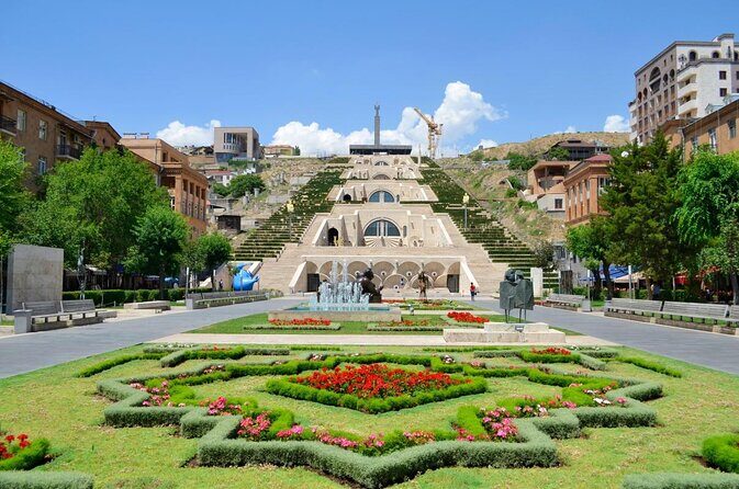 Private sightseeing and walking tour in Yerevan - Exploring Yerevan: A Private Sightseeing and Walking Tour