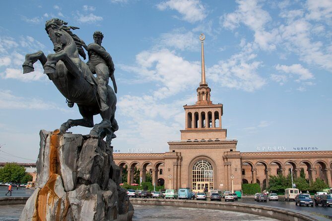 Private sightseeing and walking tour in Yerevan - Authentic Experiences and Traveler Insights
