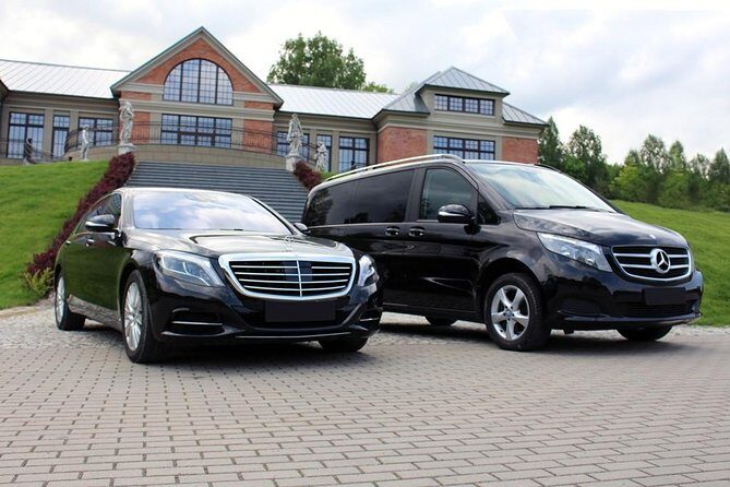 Private sightseeing roundtrip transfer to Bruges from Amsterdam - Who Should Consider This Tour?
