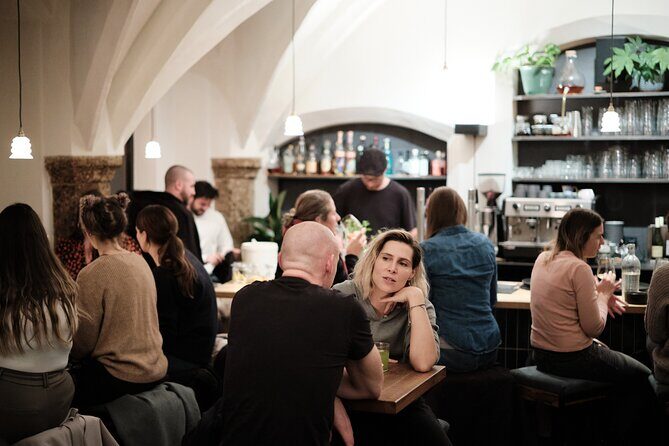 Private Signature Cocktails Tour in Innsbruck - Who Should Consider This Tour?