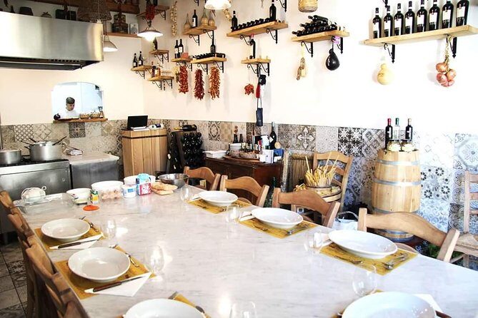 Private / Small Group at "Quanto Basta" School in Sorrento center - FAQs