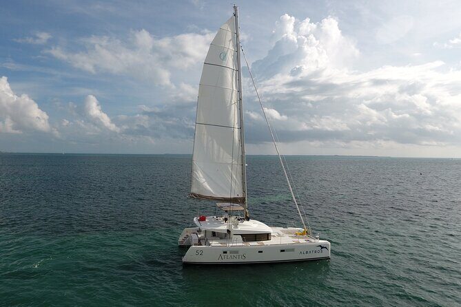Private Snorkeling and Sightseeing Catamaran Boat Tour Deluxe 36 passengers - The Sum Up