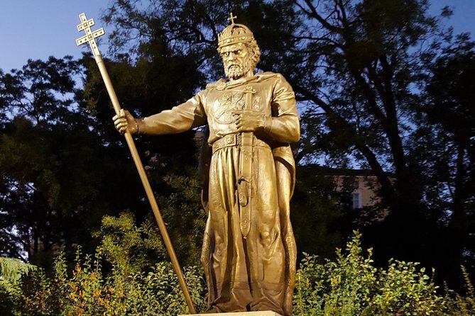 Private Sofia Night Tour with Bulgarian Folklore & Dinner - What to Expect from the Sofia Night Tour