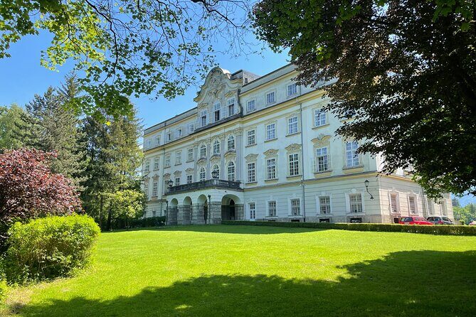 Private Sound of Maria Tour with Live Music in Salzburg - Key Points