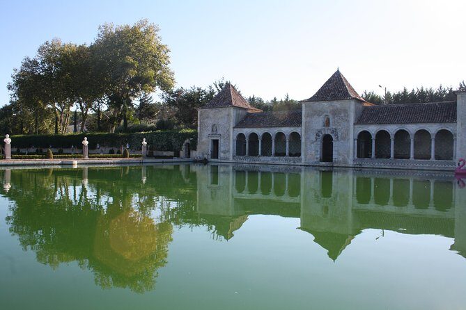 Private Special Tour Around Lisbon and Wine Tasting - Who Is This Tour Best For?