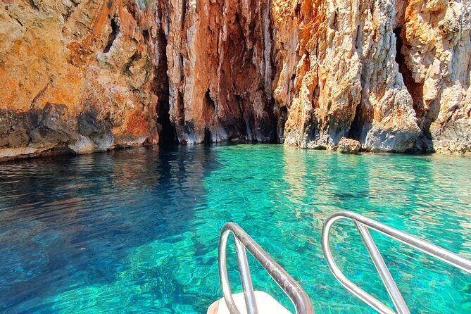 Private Speed Boat Tour of Hvar South Shore & Pakleni islands - A Closer Look at the Tour Experience