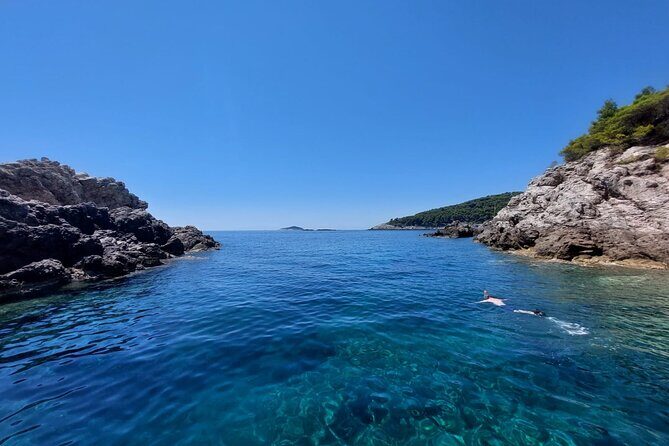 Private Speedboat Tour- Blue cave, sandy beaches and snorkelling - Stop 2: Sipan Island for Lunch