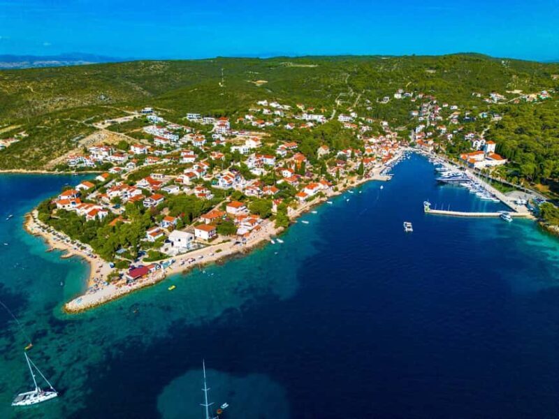 Private Speedboat Tour: Blue Lagoon & 3 Islands from Split - Private Speedboat Tour: Blue Lagoon & 3 Islands from Split