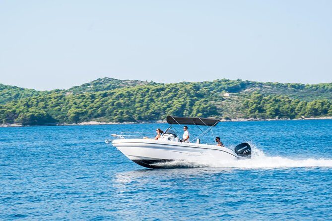 Private speedboat tour to Elaphiti Islands - A Closer Look at the Experience