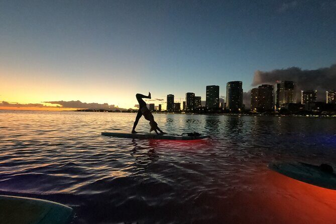 Private Stand-Up-Paddle Glowga Yoga Class in Honolulu - Exploring the Experience in Detail