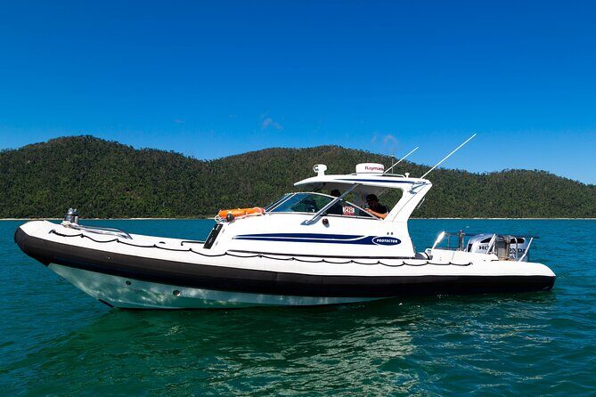 Private Standard Charter Experience in Whitsundays - An In-Depth Look at the Private Whitsundays Experience
