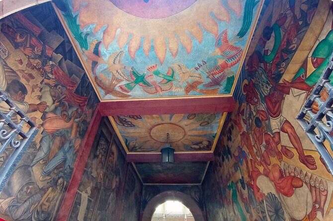Private Street Food & Mural Art Tour in Mexico City - Who Should Consider This Tour?