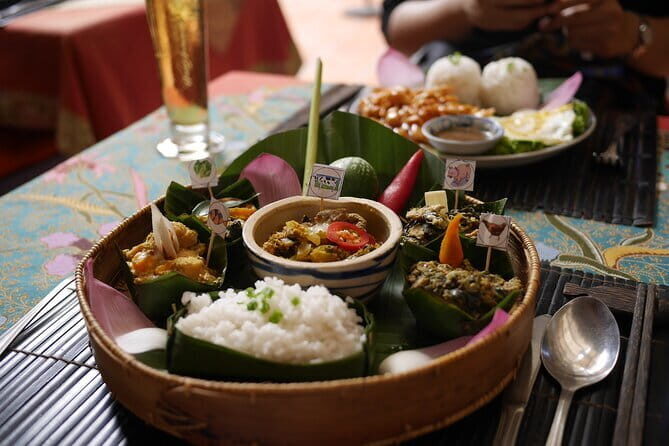 Private Street Food Tour: Tastings of Siem Reap With Locals - An Authentic Taste of Siem Reap: Private Street Food Tour with Locals