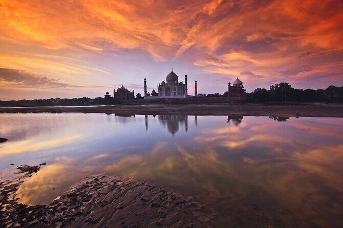 Private Sunrise half-day tour at Taj Mahal with visiting to Agra Fort - Who Should Consider This Tour?