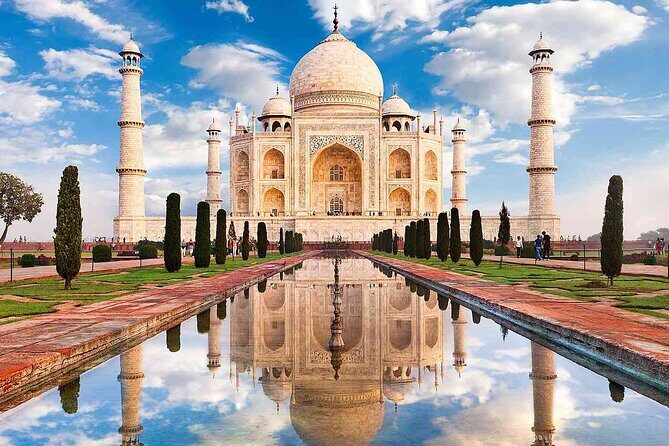Private Sunrise Taj Mahal Tour from Delhi by Car - All inclusive - Booking and Planning