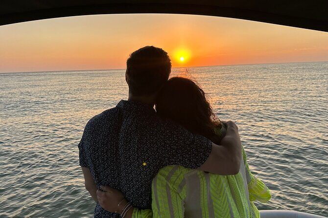 Private Sunset Cruise in Naples Bay - Key Points