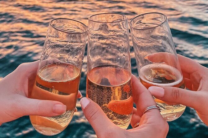 Private Sunset Luxury Sail on Tampa Bay - Key Points