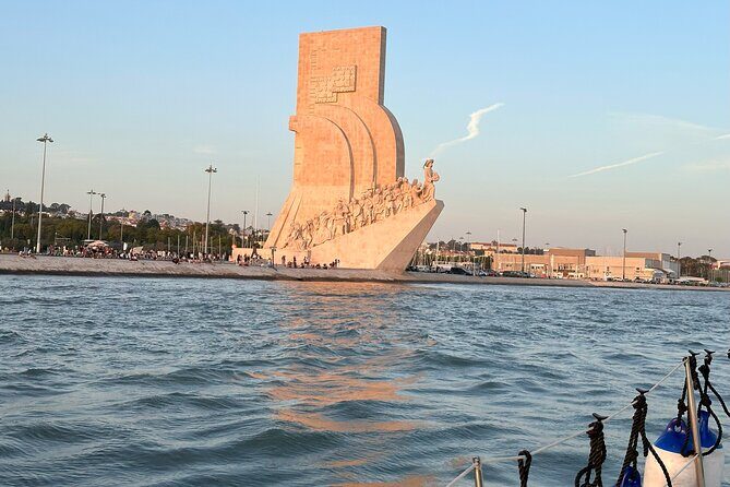 Private Sunset Sailing Boat Tour in Lisbon - The Itinerary in Detail: What to Expect