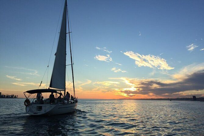 Private Sunset Sailing Tour in Lisbon with welcome drink - The Experience: A Step-by-Step Breakdown