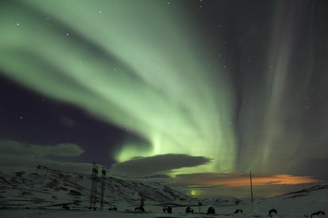 Private Superjeep Northern Lights Hunt - Key Points