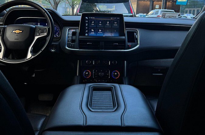 Private SUV Transfer from O'Hare Midway Airport to Chicago - Detailed Breakdown: From Flight to Destination and Back