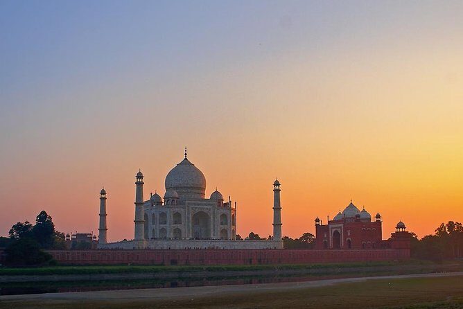 Private Taj Mahal & Agra Fort and Baby Taj from Delhi by Car - FAQ