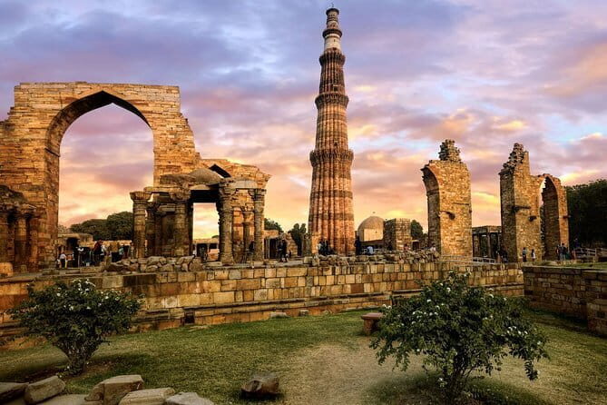 Private Taj Mahal, Agra Fort & Baby Taj Tour from Delhi by Car - FAQs