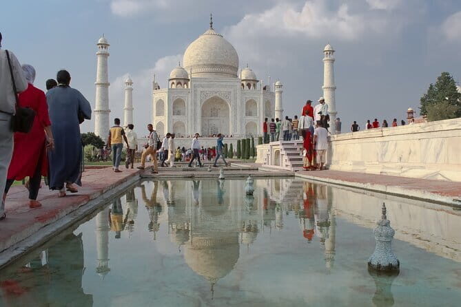 Private Taj Mahal And Monuments Tour From Jaipur By Car - Exploring the Itinerary: What You’ll See and Experience