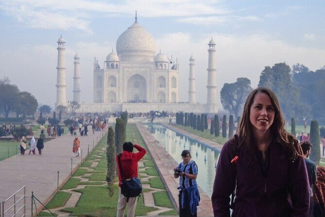 Private Taj Mahal city tour - First Impressions: Seamless and Well-Organized