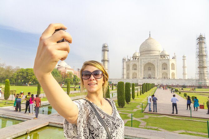 Private Taj Mahal Day Trip from Delhi Ending in Jaipur - Key Points