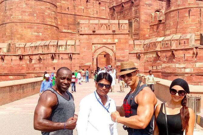 Private Taj Mahal Day Trip From New Delhi with 5-Star Lunch - Exploring Agra Fort: Mughal Architecture and History