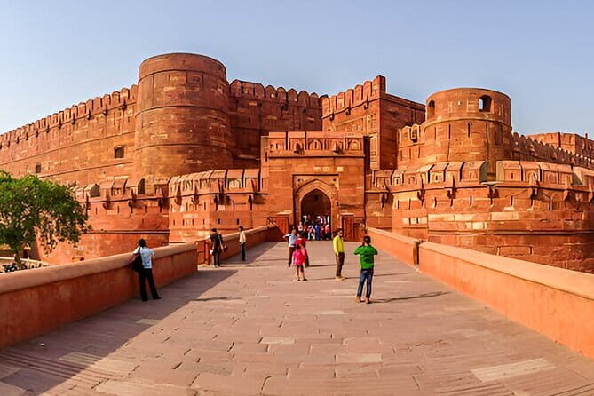 Private Taj Mahal Sunrise Tour and Agra Sightseeing from Delhi - The Experience in Detail