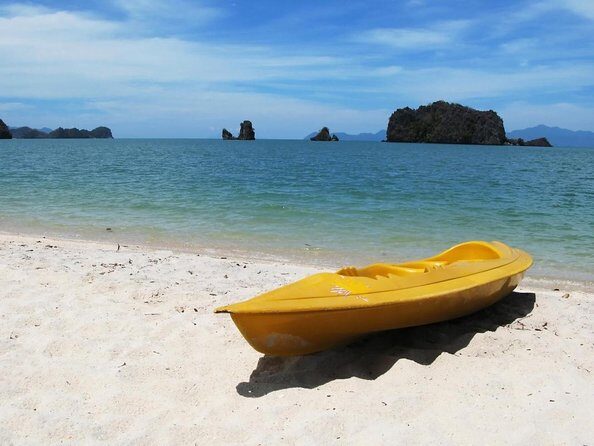 Private Tanjung Rhu Village and Mangroves by Boat in Langkawi - Experience the Hidden Natural Wonders of Langkawi with a Private Boat Tour